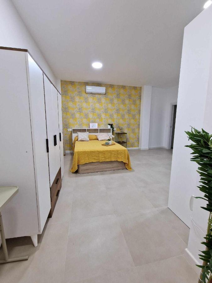 Moderno Apartamento 3 En Calle Marmoles Málaga Exterior foto