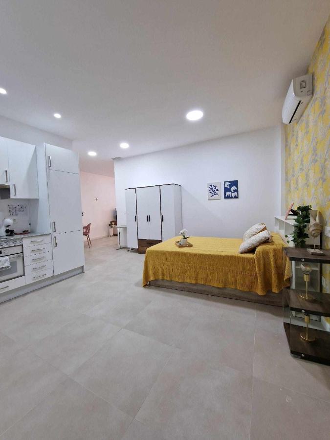 Moderno Apartamento 3 En Calle Marmoles Málaga Exterior foto