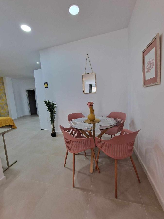 Moderno Apartamento 3 En Calle Marmoles Málaga Exterior foto